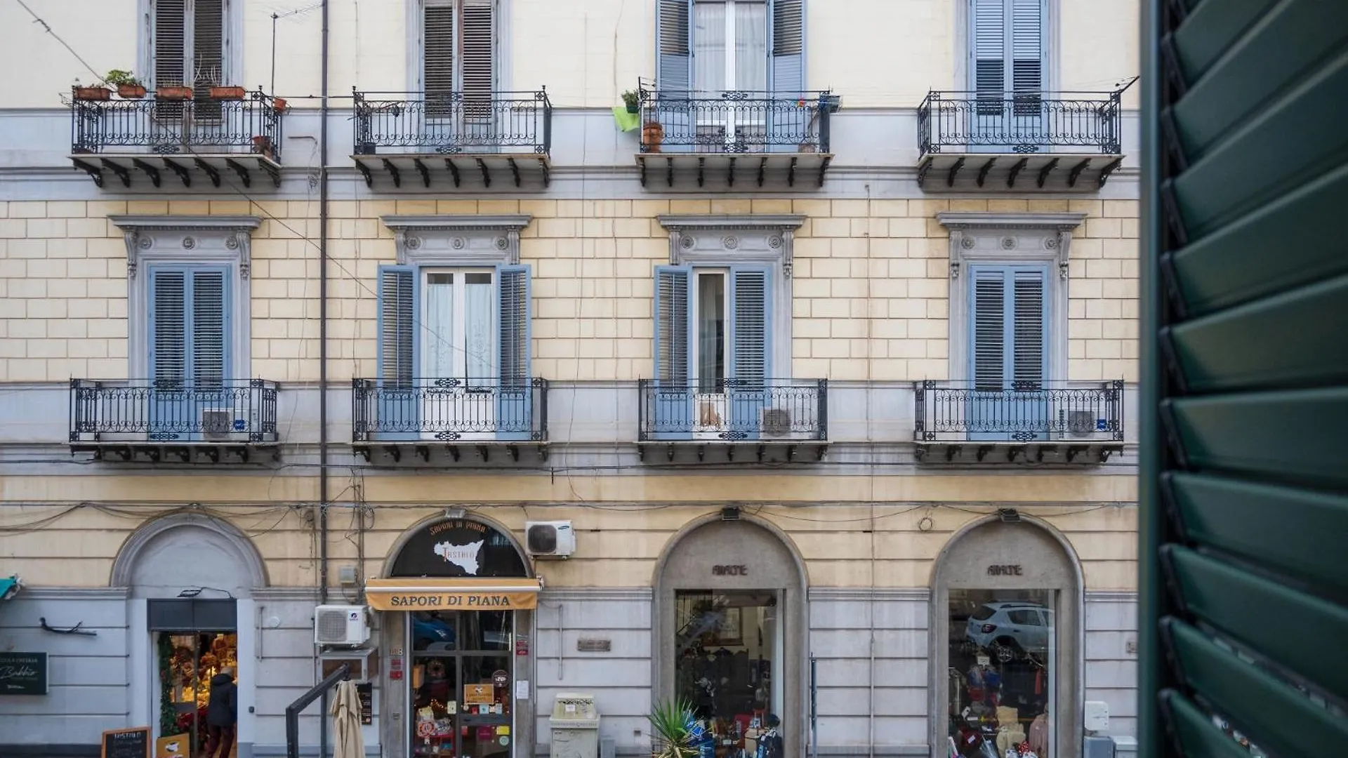 Palazzo Falcone Apartments Palermo