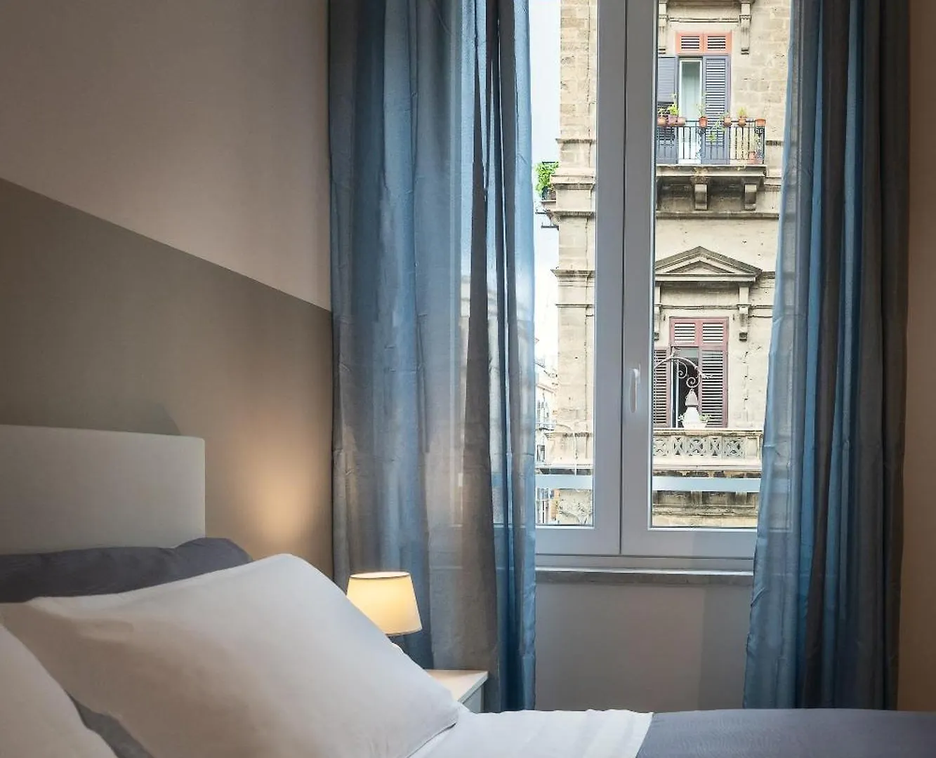 Palazzo Falcone Apartments Palermo 0*,
